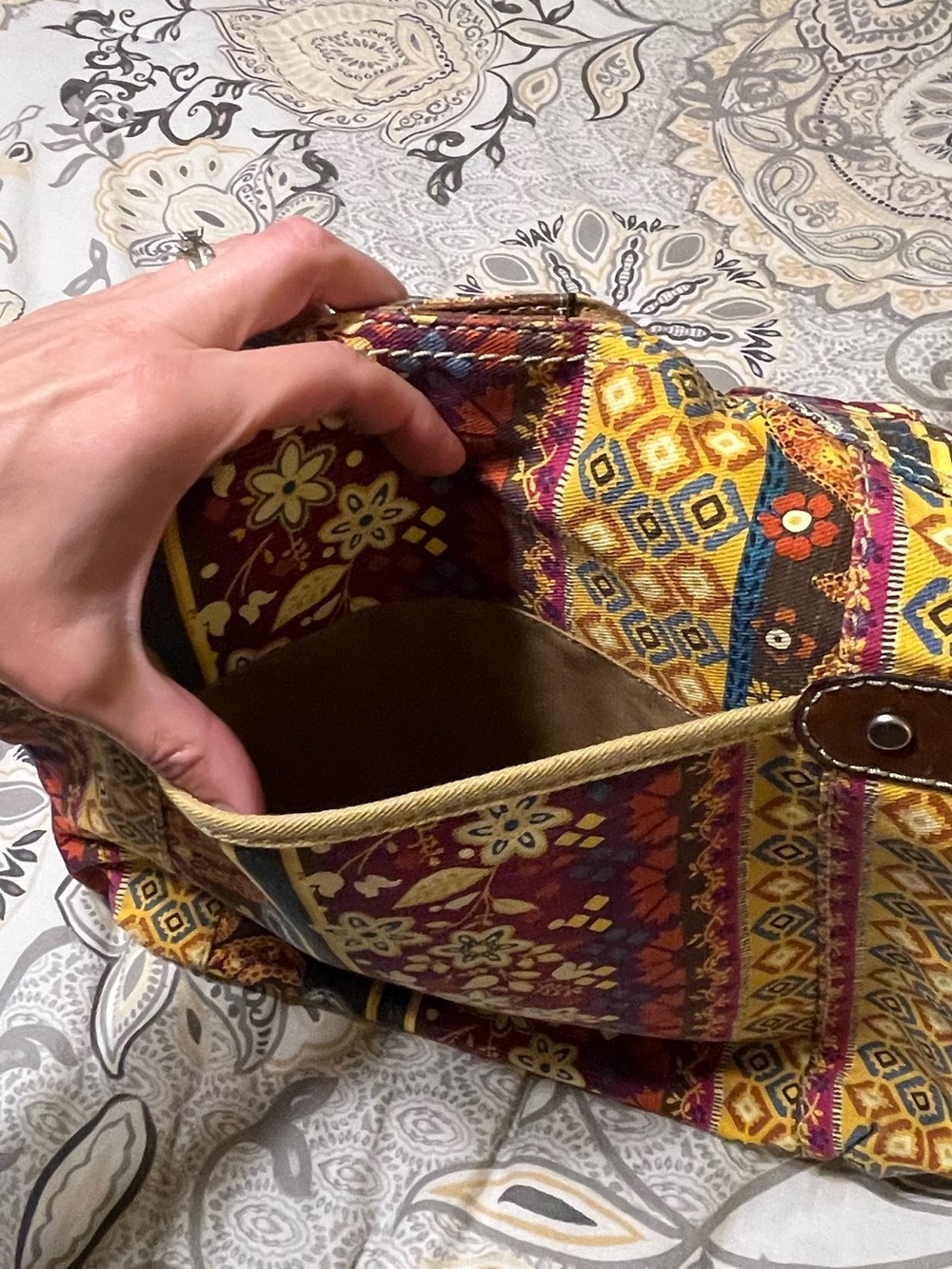 FOSSIL Long Live Vintage Paisley/Floral Canvas Shoulder Bag - Picture 8 of 16